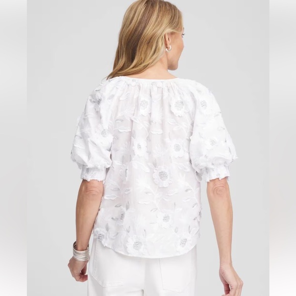 NWT Chico's Applique Blouse Top Size 0(US 4 )White Embroidered Floral  Boho - Picture 3 of 15